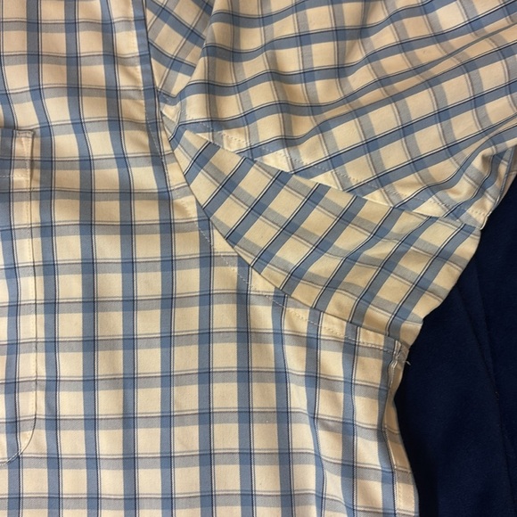 Duluth Trading Co Blue Plaid Men's big and tall dress shirt, xl tall, relaxed - Picture 9 of 9